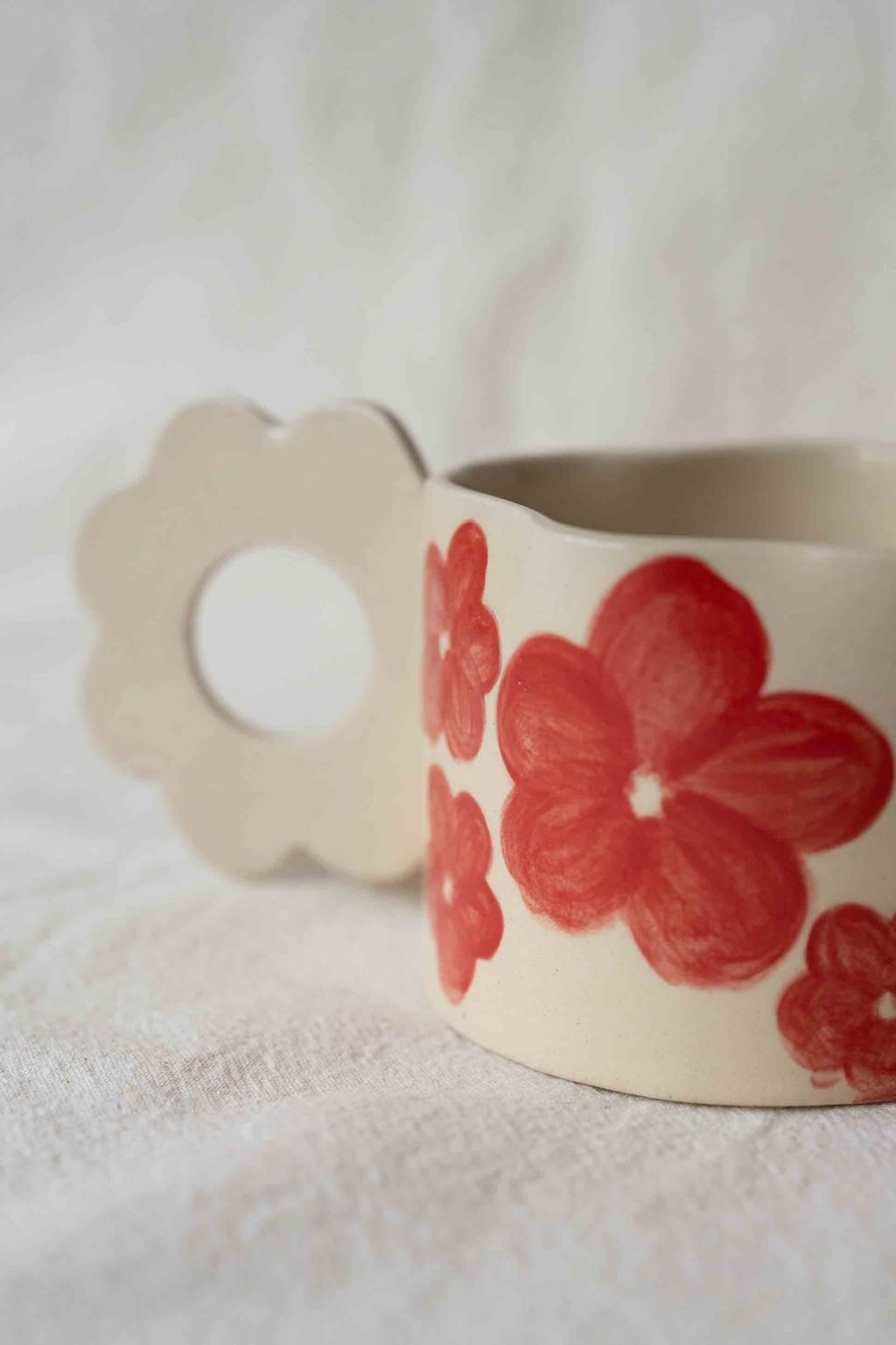 kubek kwiat czerwieni