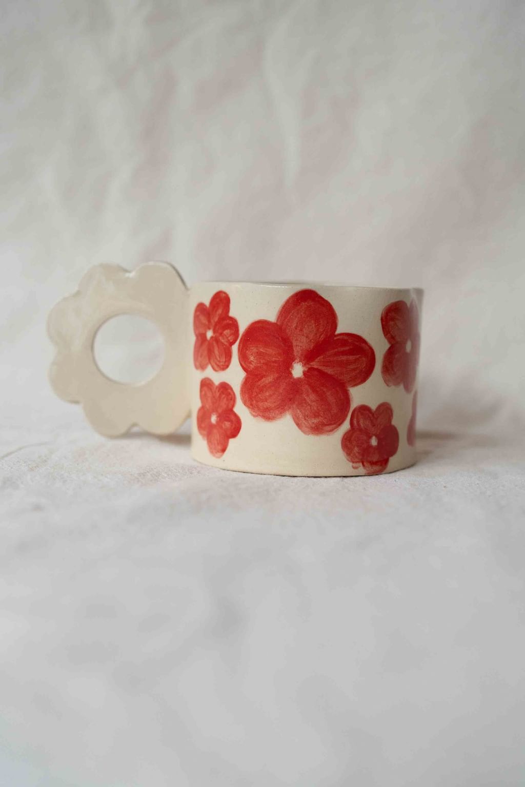 kubek kwiat czerwieni